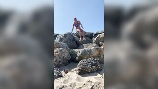 Hawt mother I'd like to fuck in BIKINI shows off her lengthy legs & lengthy vagina lips