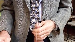 Quick cum as I gently tickle my sensitive penis and my cum begins to flow out, showing my nude wang makes me cum quickly coz of my exhibitionist ways