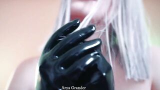 mother I'd like to fuck with large butt teasing by shiny latex outfit Arya Grander