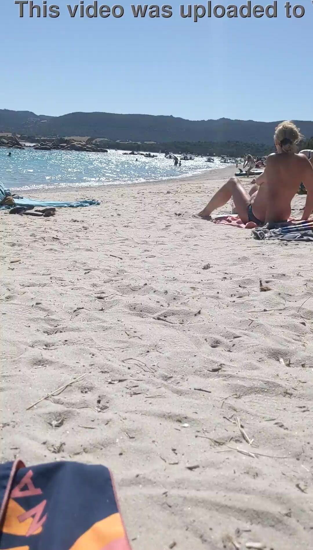 Free HD French aged woman on the beach - voyeur topless