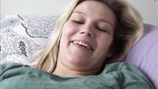 Breasty honey edges and drains shlong