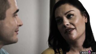 Older stepmom wishes her teen stepson to impregnate her