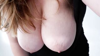 Bouncing Large Natural Titties