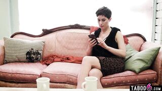 Str8 ebony teen Alexis Tae tries lesbo sex with her mother I'd like to fuck ally Olive Glass