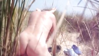 floozy beach.mp4bitch on the beach