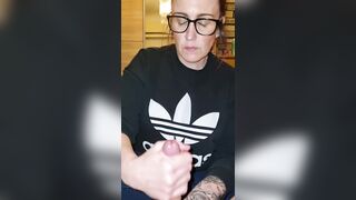 Big Beautiful Woman wife gives me lubed tugjob and plays with my jizz flow