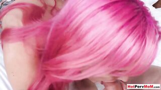 Pink haired fat mother I'd like to fuck stepmom Siri Dahl practicing on stepsons large weenie