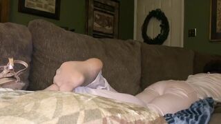 Friend’s Mama Seducing me with Feet!!!