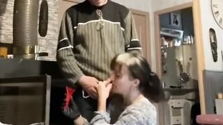 Real housewife have to make a quickie oral sex