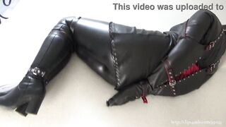 My amateur servitude, October, 28, 2021: Leather, hood and armbinder