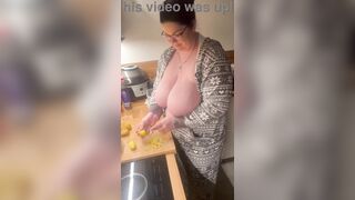 the 2 large ones in the kitchen