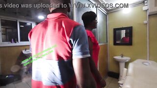 The hairdresser who uses his services at night to screw his clients in public in the hair salon. between fun, fraud and raunchy blackmail. to live exclusively on XVIDEOS RED