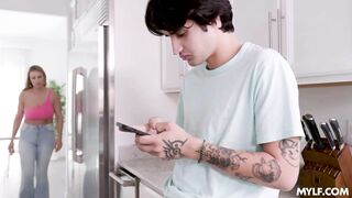 Joslyn Jane - In Hard Times in HD