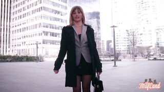 Ava is a lascivious mother i'd like to fuck who loves to widen her legs wide open to get banged hard