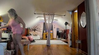 PaintedRose.Live: Curvy mother I'd like to fuck Rosie Dancing and Pre-Film Warm up - Behind The Scenes