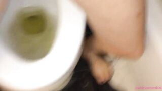 Chase My Glamorous Pierced Twat Peeing