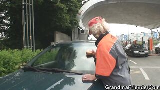 GRANDMA ALLIES - Sexy grandma takes double penetration outdoors