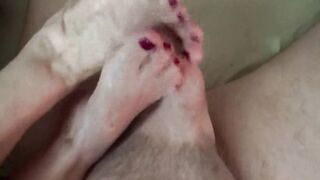 Real Homemade Aged Footjob With Lots Of Cum On Mother I'd Like To Fuck Feet & Arches