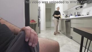 Risky jerk off whilst watching large booty stepmom in the kitchen.