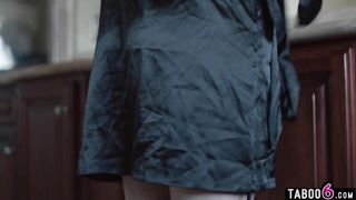 Sexy latin babe mother I'd like to fuck Victoria Voxxx dressing up as his wife just like this guy wanted (Johnny Goodluck)