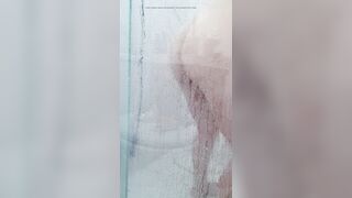 hawt in the shower, I didn't know I was recording