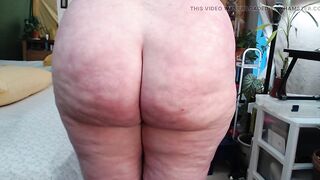 1014 Older Curvy Girl in an Butt Flexing and bouncing clip