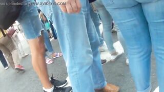 THICK BUTT LALIN GIRL GILF BUTT TOUCH