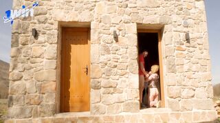 Public sex with a country wench! All neighbors were shocked!