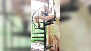 Pissing in the stairs