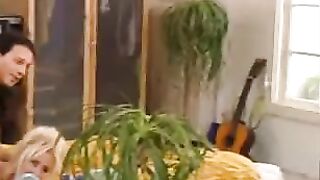 German Classic, daughter's ally Caught The Mother With Her Boyfriend