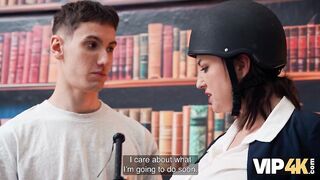 VIP4K. I masturbated in front of the mirror when my neighbor came in