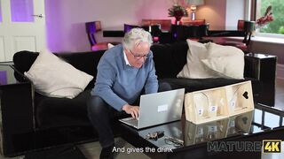 MATURE4K. Her hawt business turned into a hawt sex with the neighbor, during the time that spouse was expecting next