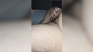 Step Son wang in erection get a tugjob from step mommy hand