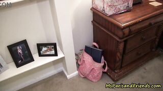 Shooting Large Loads on Step-Mommys HAWT Butt