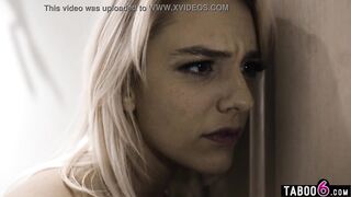 Babysitter screwed by the spouse when his wife was watching 'em do it