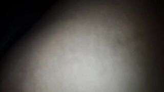 Mi hermanastra cachonda gime como salvaje por su concha humeda