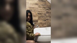 Can i clean your bathtub like this?