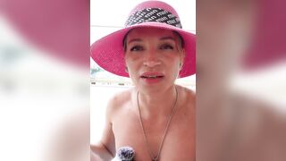 Get comfy baby the view’s about to get wetter