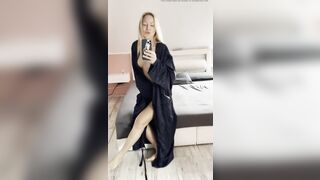 Oops. Hawt mother I'd like to fuck unintentionally flashed her titties