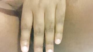 SOUTH AFRO CUTIE SQUIRTING AND CREAMING