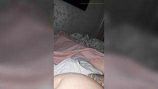 Step mommy hand slide underneath step son underclothing tugjob his schlong