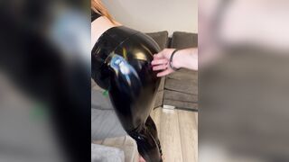 Flogging my arse in latex leggings