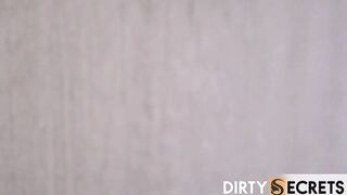 STEPDAUGHTER ENDS UP SCREWING WITH STEPMOM IN HAWT 3SOME WITH LIL TIMY