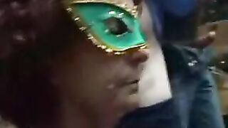 Lovely Lolly mega bukkake avec Sandra