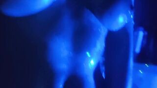 Ласкаю себя в романтическом свете