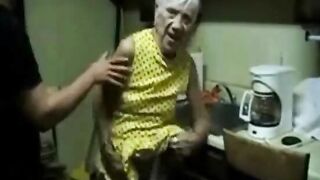 Old Granny gets banged by