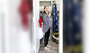 POV role-play: peeping on GILF and this babe do jerk instruction