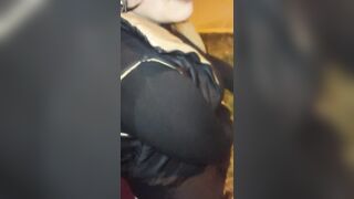 HAWT OLDER WOMAN ON THE STREET