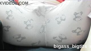 MASTURBATE IN PAJAMAS