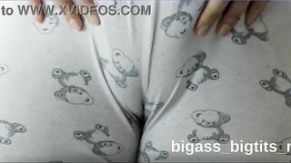 CAMEL TOE- VAGINA İN PAJAMAS- RUBBİNG VAGINA İN PAJAMAS